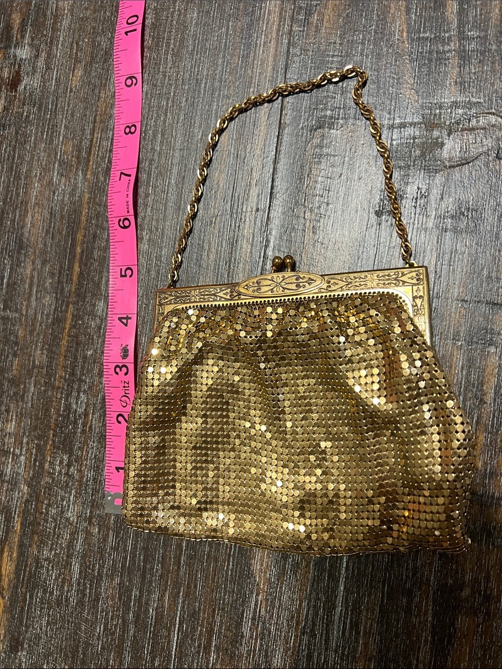 Vintage Whiting and Davis Gold Mesh Sequin Evening Handbag - Picture 11 of 12